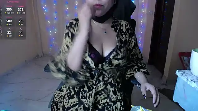 NAUGHTY_Niya's cam snapshot