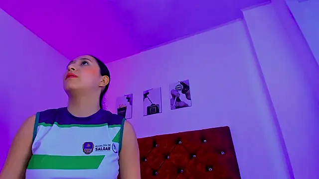 kittymonroe1's cam snapshot