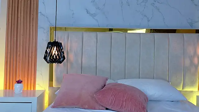 nina_gb's cam snapshot