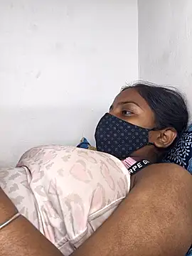 Royal-girl78's cam snapshot