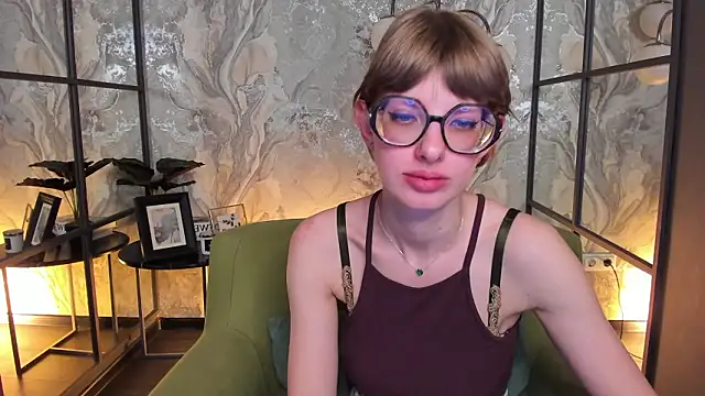 RubySoft live sex cam