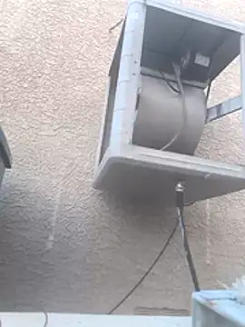 FloppyPickle4u's cam snapshot