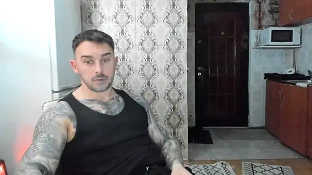 Jonmusclemaster live sex cam