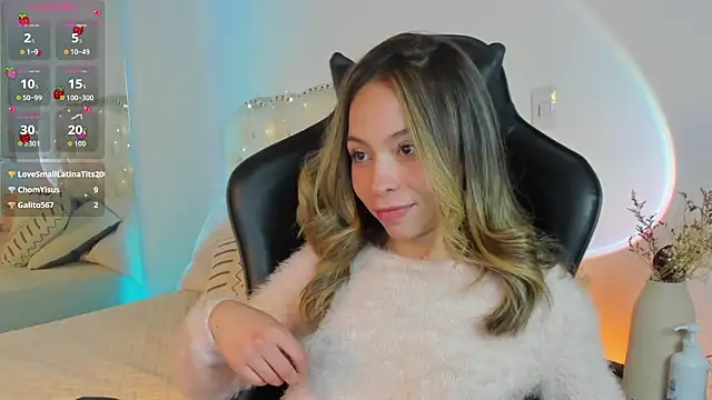 LuuluBerry's cam snapshot