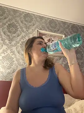 Emma_roqueen live sex cam