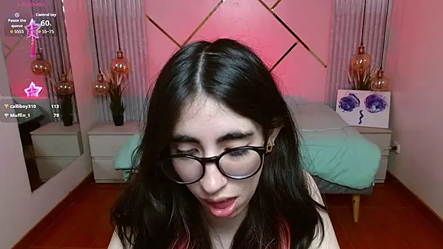 LenaRoses's cam snapshot