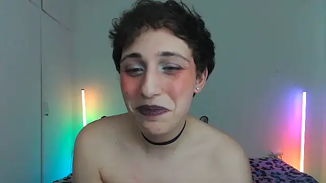 HoneyValentine live sex cam