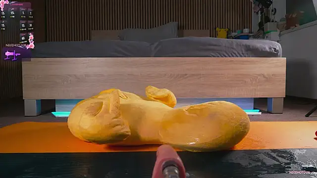 NiceHotJob live sex cam