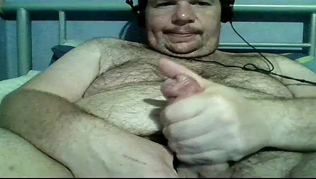 mrhardcock12 live sex cam