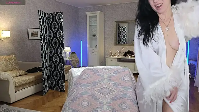 LinaJoy's cam snapshot