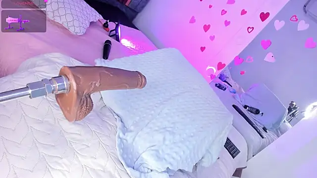 Hilary_Smile_'s cam snapshot