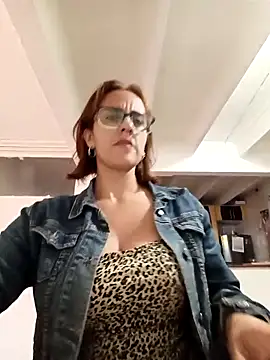 Jade_1-9's cam snapshot