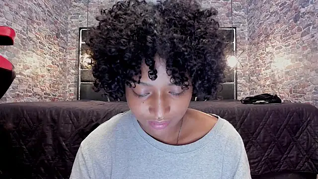 WILD_FIREE_'s cam snapshot