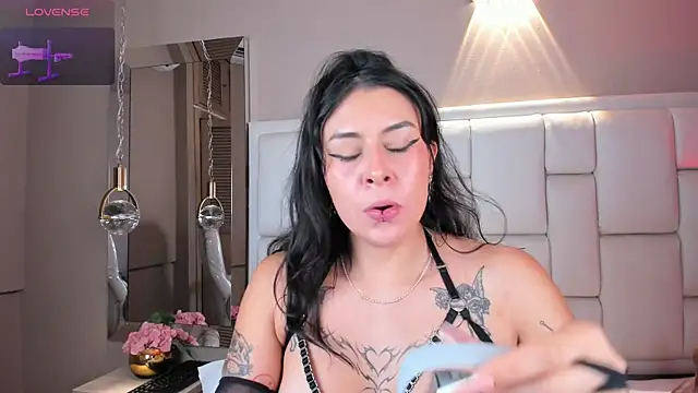 JessyEvans live sex cam