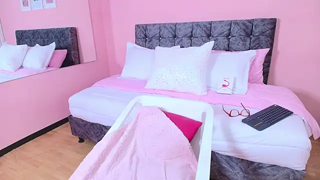 maddie_beauty's cam snapshot