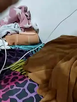 natasha_and_zoe's cam snapshot