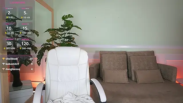 EmilyTurneer's cam snapshot