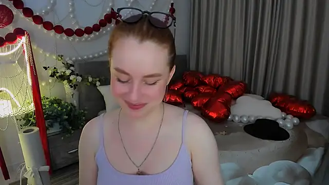 AirySilhouette's cam snapshot