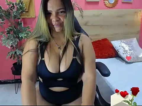 analyasmit's cam snapshot