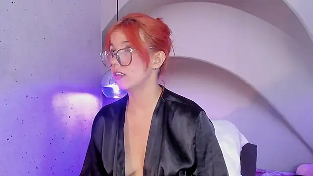 MelaniieRoux's cam snapshot