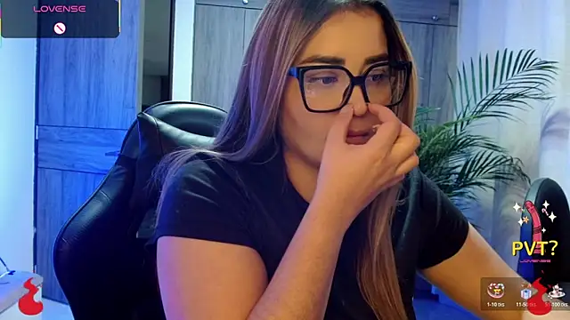 Lucia_star__'s cam snapshot