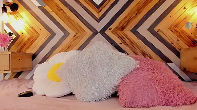 ZairaVanCleef's cam snapshot