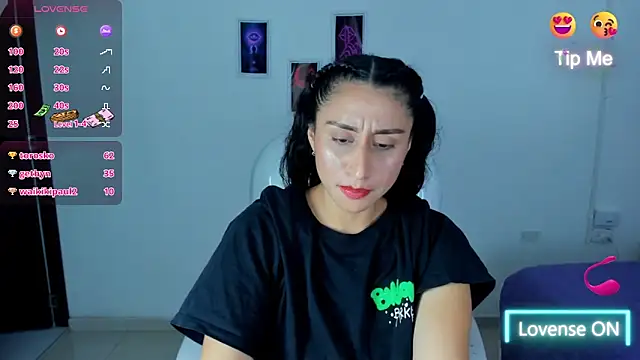 Amara18__'s cam snapshot