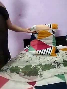 nikkyguddi's cam snapshot