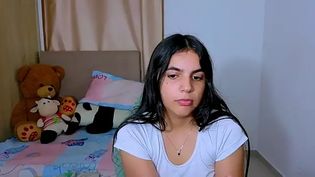 _elenna's cam snapshot