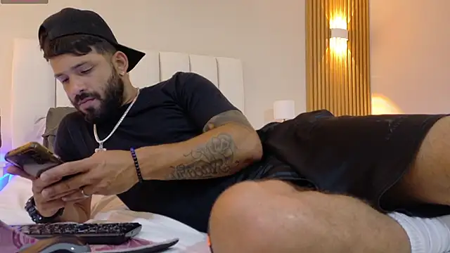 Thiagogomez live sex cam