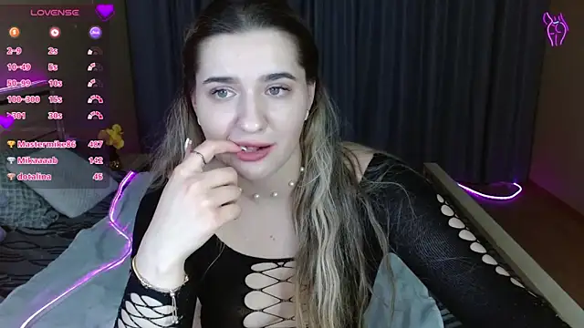 BellaaBlushh's cam snapshot