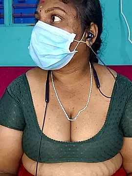 TamilSembaruthi143's cam snapshot