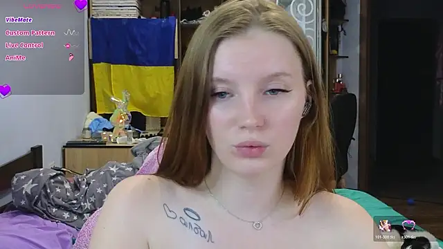 Mary_Blu's cam snapshot