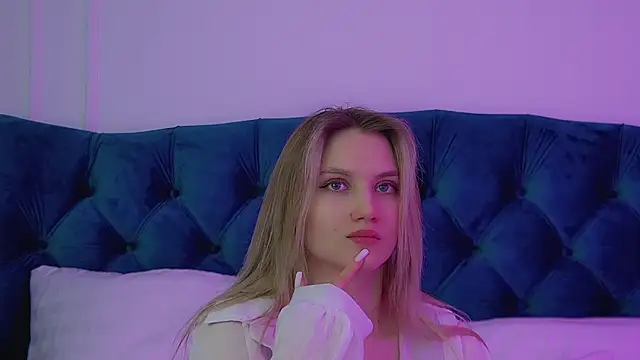 StacyEvances's cam snapshot