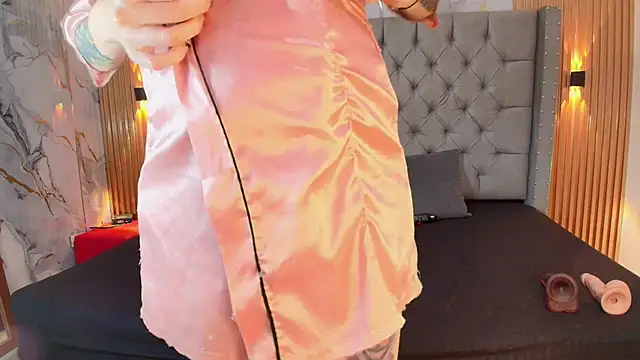 Ema_Jonees's cam snapshot