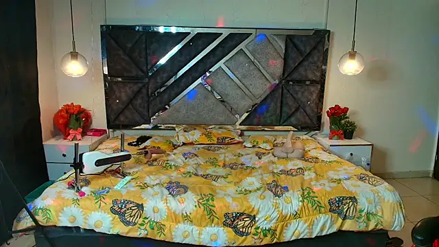 MysticMature live sex cam