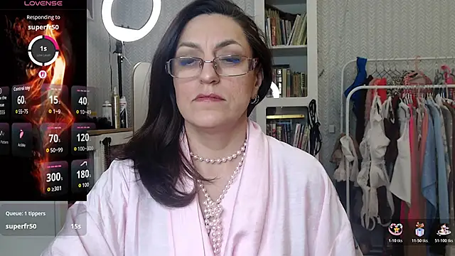 Vivian_Violet_'s cam snapshot