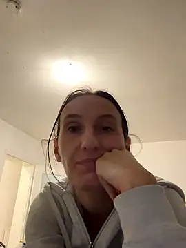 Emilia_Mausi live sex cam