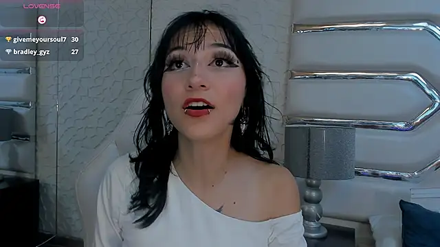 Naomi-Haruno live sex cam