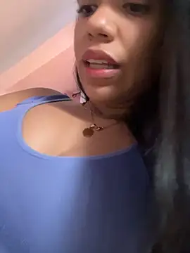 -Naomyy- live sex cam