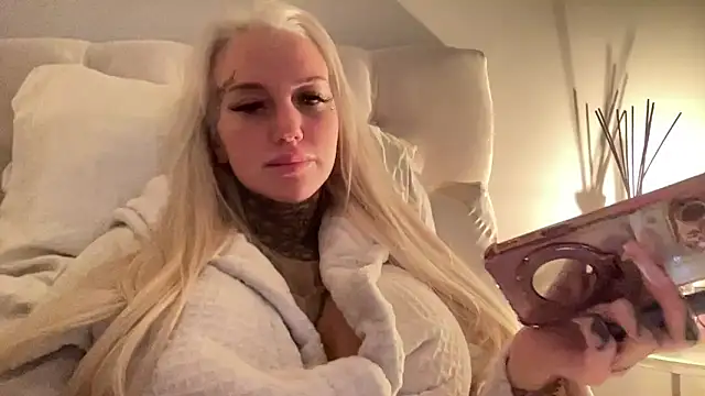 paulinaalatalo live sex cam