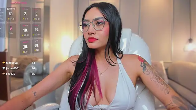 AzuraKindong live sex cam