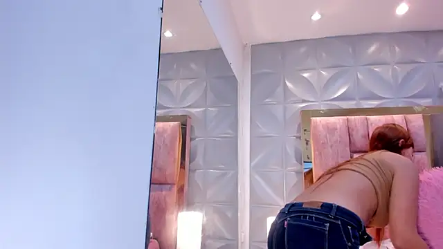 Charlotte_Ice1 live sex cam