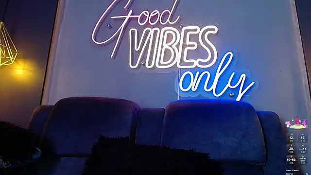 LOLIITA__LOVE live sex cam