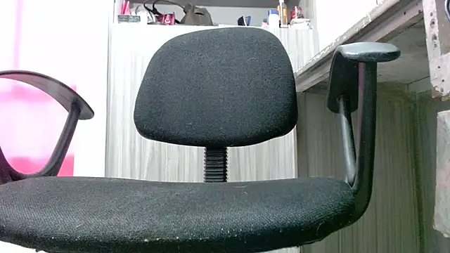 nicolle_milf1978 live sex cam