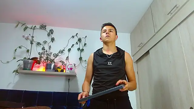 flint_ryan live sex cam