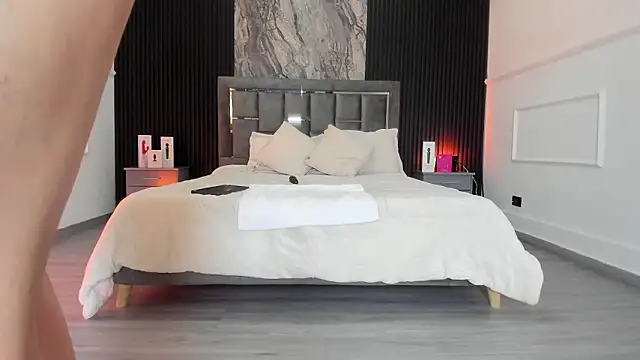 Laureenwells live sex cam