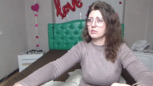 RoseHille live sex cam