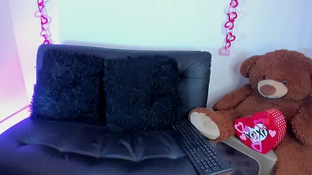 RubyVance's cam snapshot