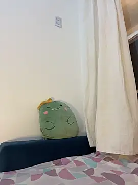 MaddyX__ live sex cam